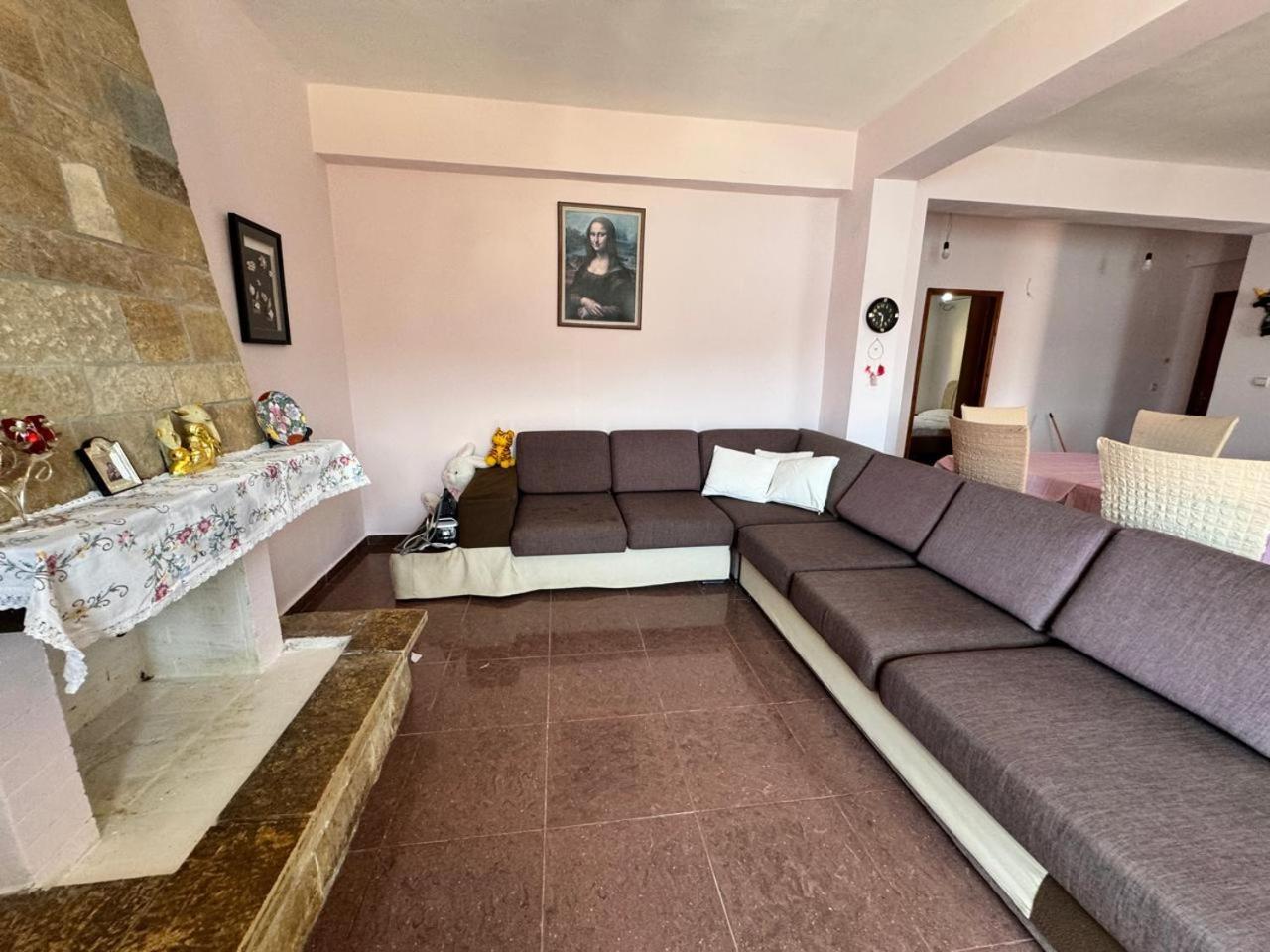 Beachfront Apartment Himare Eksteriør bilde