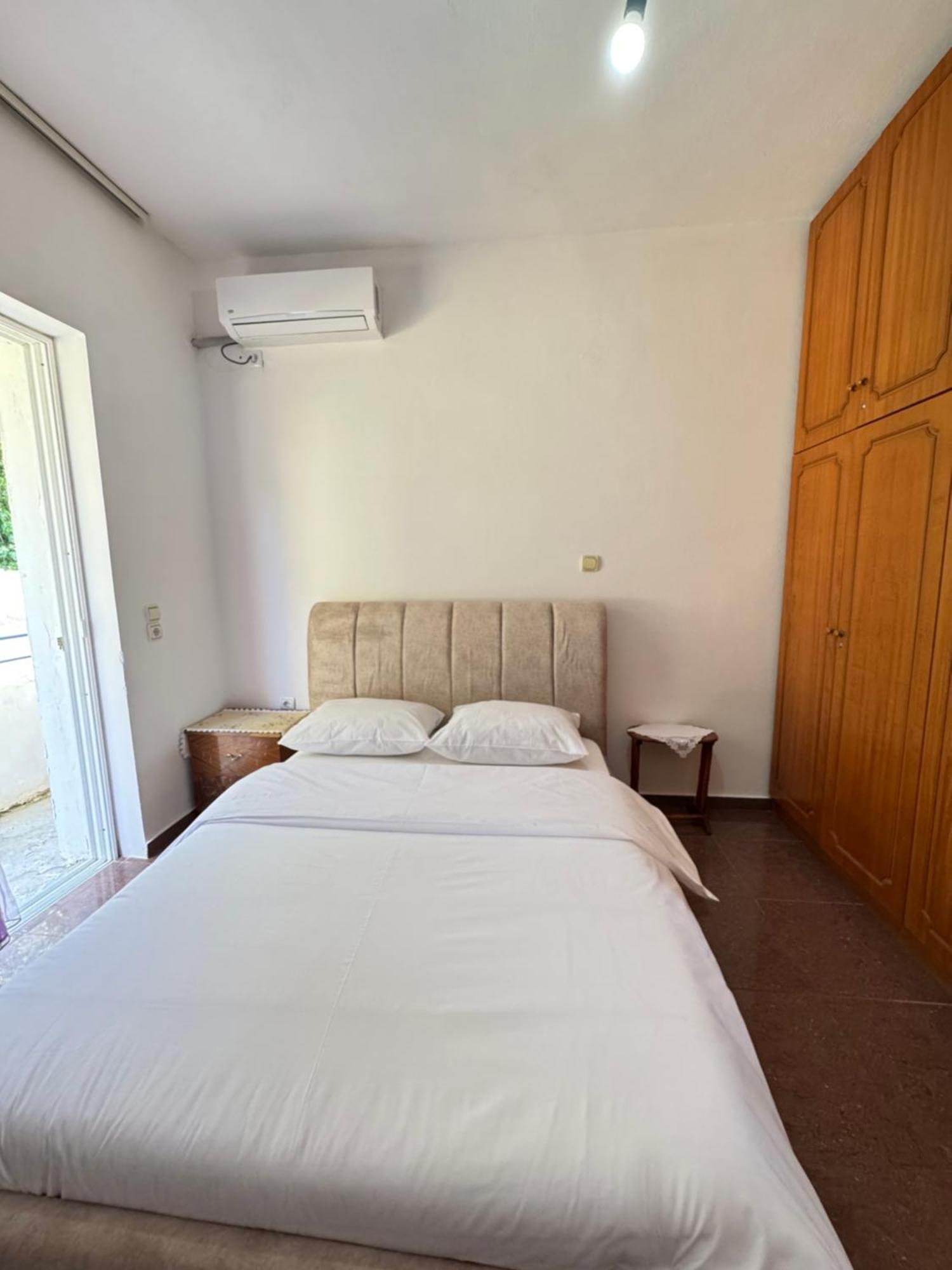 Beachfront Apartment Himare Eksteriør bilde