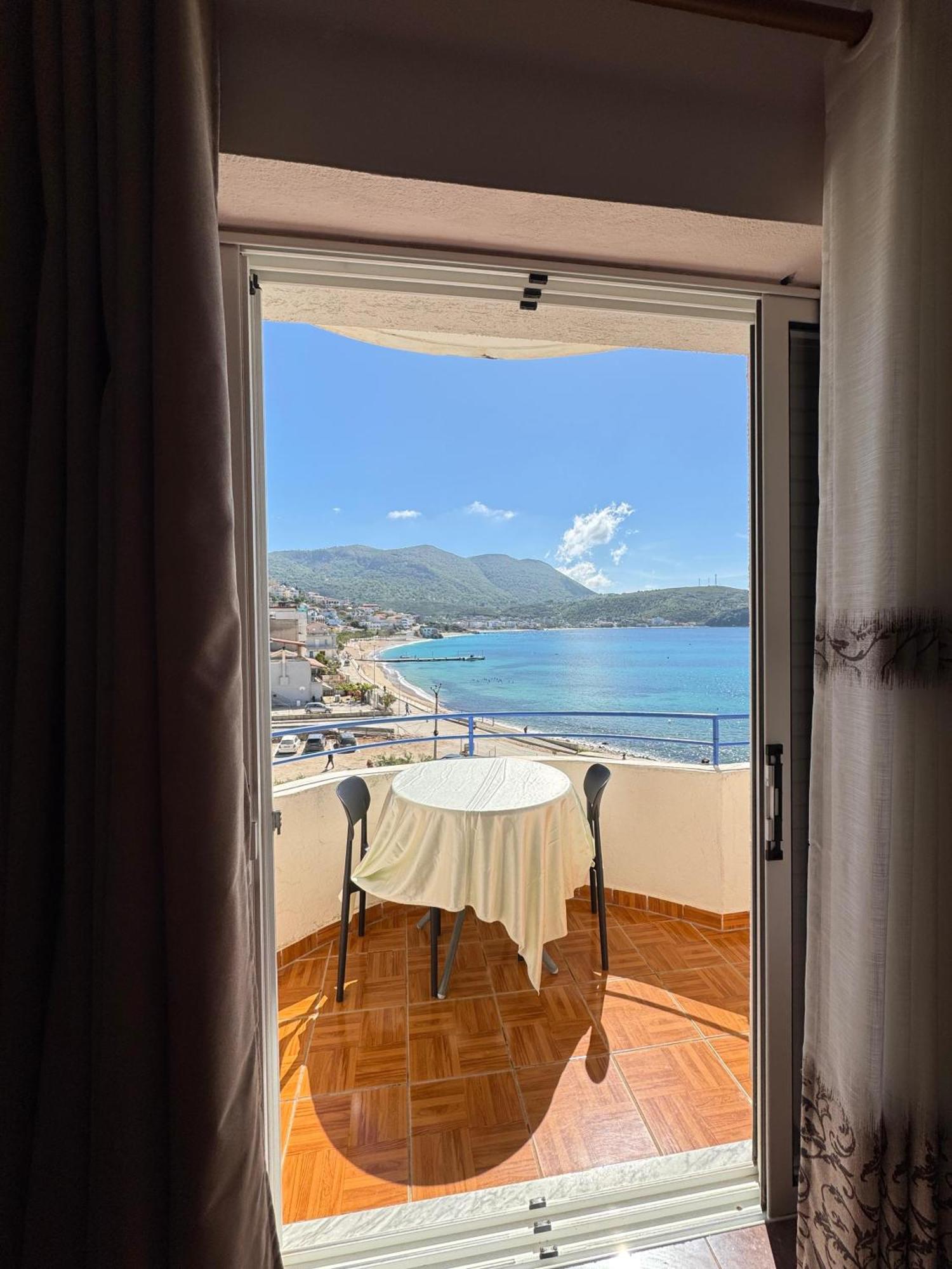 Beachfront Apartment Himare Eksteriør bilde